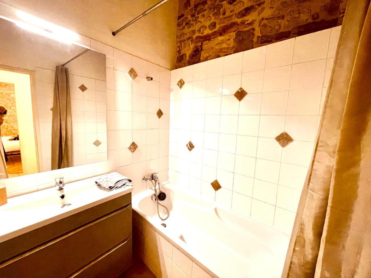 Le Moka Charmant Appartement Au Coeur De Ville Nîmes Exterior foto